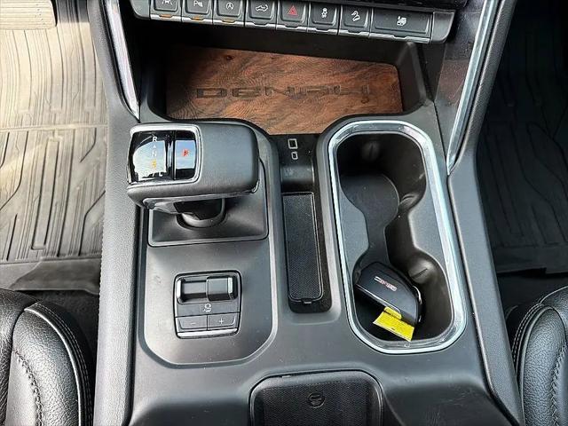2023 GMC Sierra 1500 4WD Crew Cab Short Box Denali
