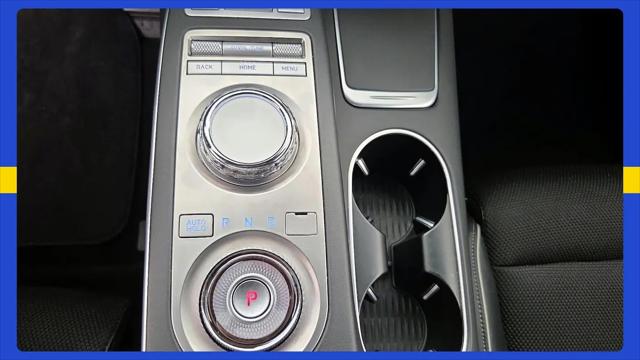 2022 Genesis GV70 2.5T AWD