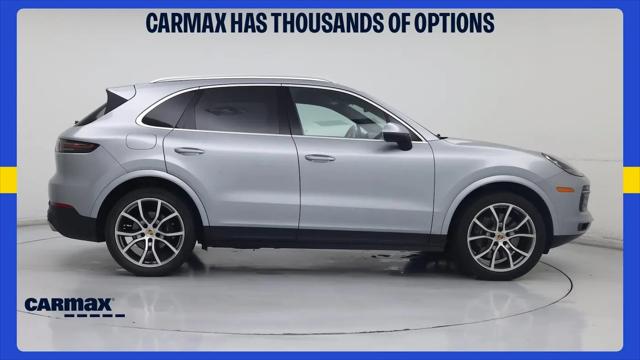 2023 Porsche Cayenne Platinum Edition