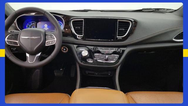 2023 Chrysler Pacifica Hybrid Pinnacle