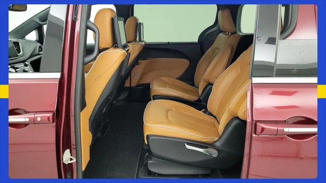 2023 Chrysler Pacifica Hybrid Pinnacle
