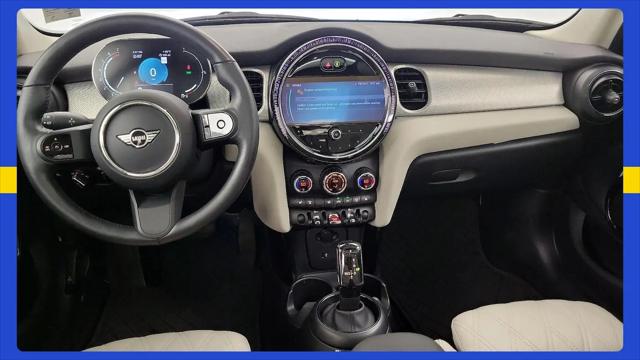 2023 MINI Hardtop Cooper