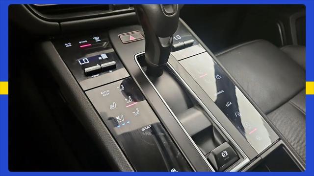 2023 Porsche Macan Macan