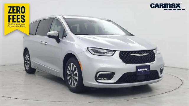 2023 Chrysler Pacifica Hybrid Limited for sale in Oceanside, CA