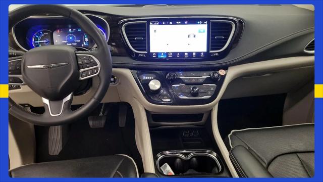 2023 Chrysler Pacifica Hybrid Limited