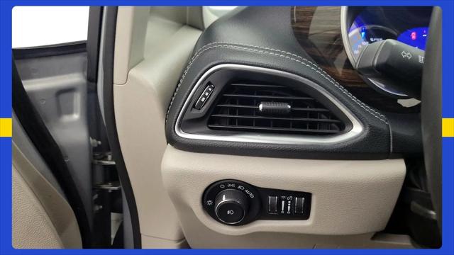 2023 Chrysler Pacifica Hybrid Limited