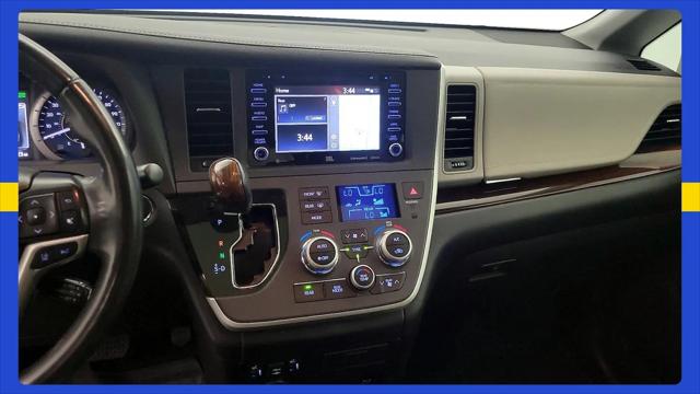 2020 Toyota Sienna Limited Premium