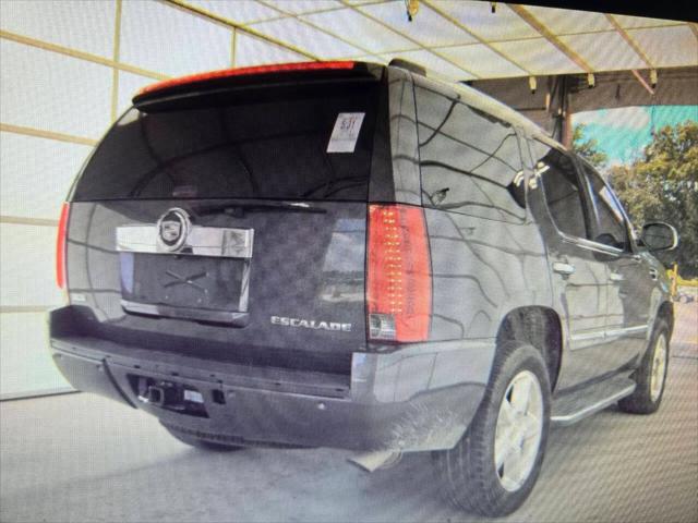 2011 Cadillac Escalade Luxury