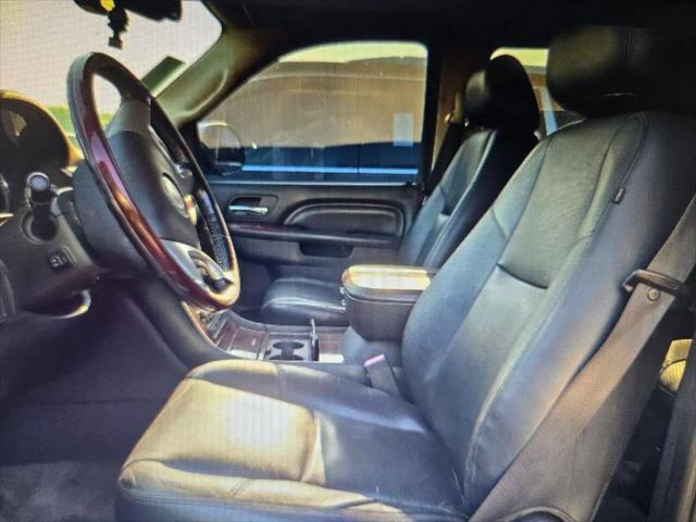 2011 Cadillac Escalade Luxury