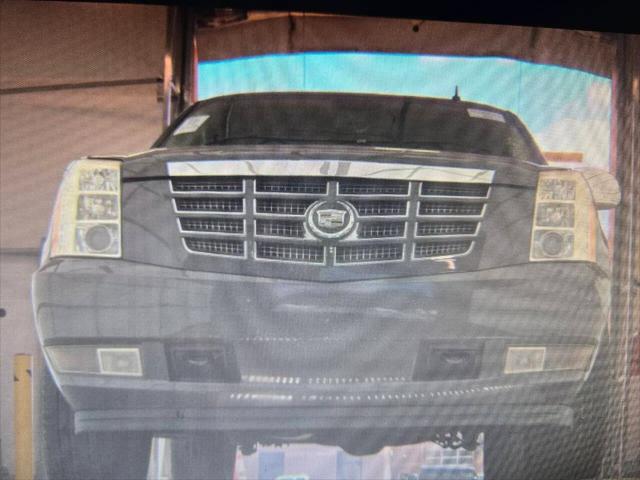 2011 Cadillac Escalade Luxury