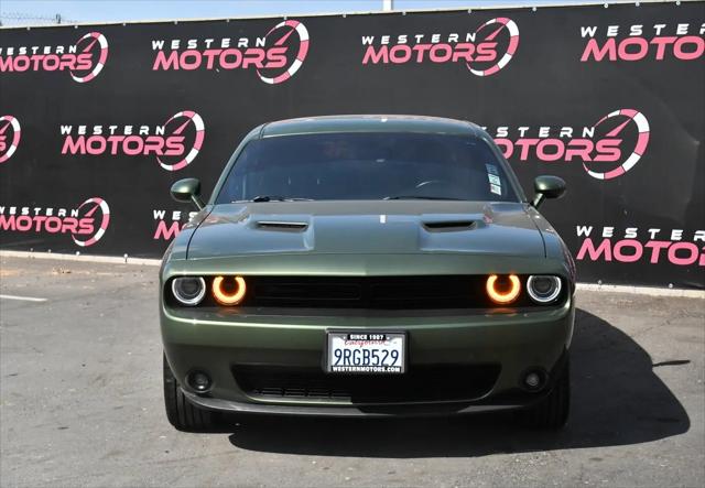 2022 Dodge Challenger SXT