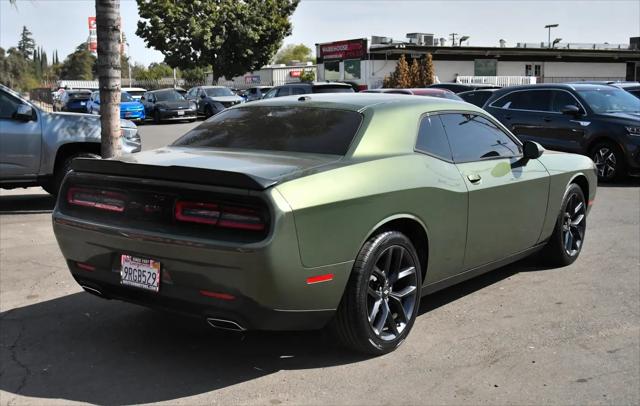 2022 Dodge Challenger SXT