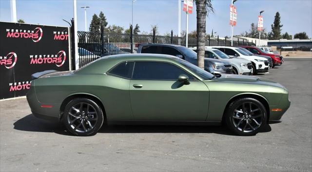 2022 Dodge Challenger SXT