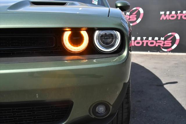 2022 Dodge Challenger SXT