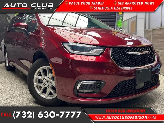 2023 Chrysler Pacifica Touring L for sale in Edison, NJ