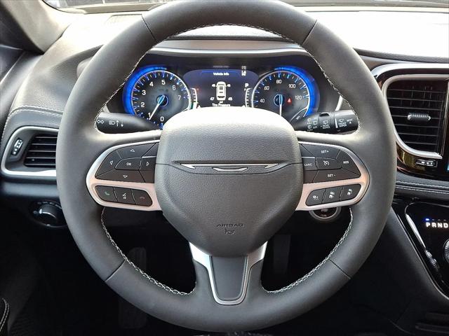 2027 Chrysler Pacifica Select AWD
