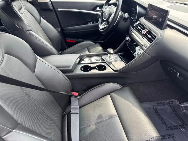 2025 Genesis G70 2.5T RWD