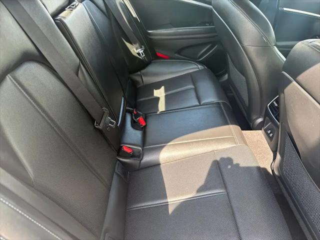 2026 Genesis G70 2.5T RWD