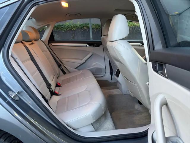 2015 Volkswagen Passat 2.0L TDI SE