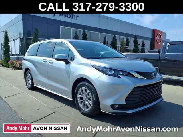 2025 Toyota Sienna XLE for sale in Avon, IN