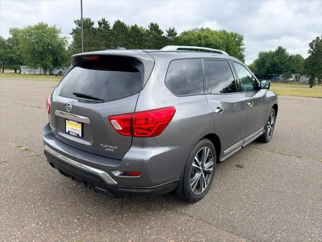 2017 Nissan Pathfinder Platinum