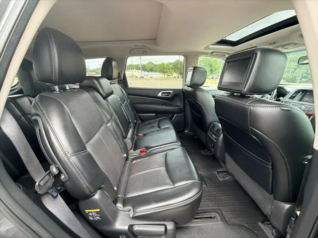 2017 Nissan Pathfinder Platinum