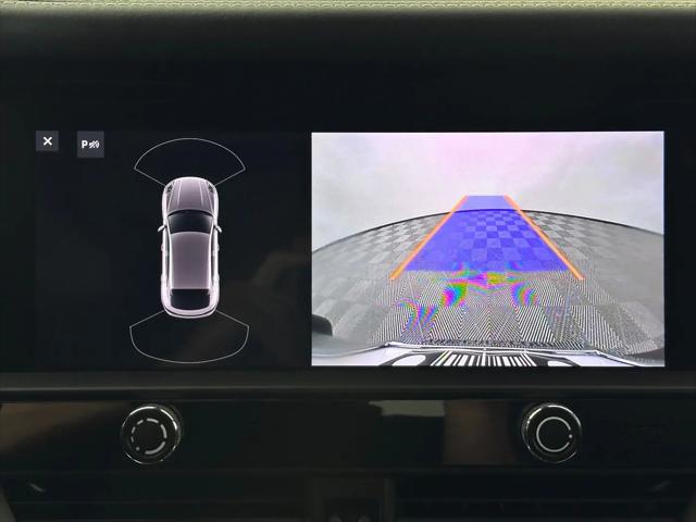 2022 Porsche Macan Macan