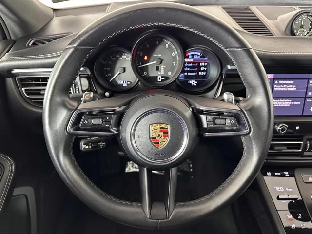 2022 Porsche Macan Macan