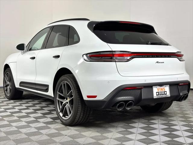 2022 Porsche Macan Macan