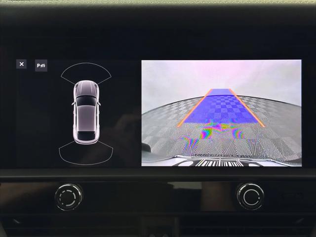 2022 Porsche Macan Macan