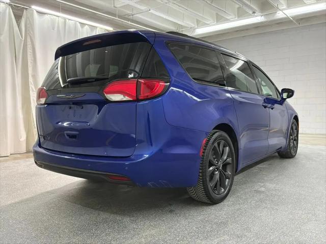 2018 Chrysler Pacifica Touring L Plus