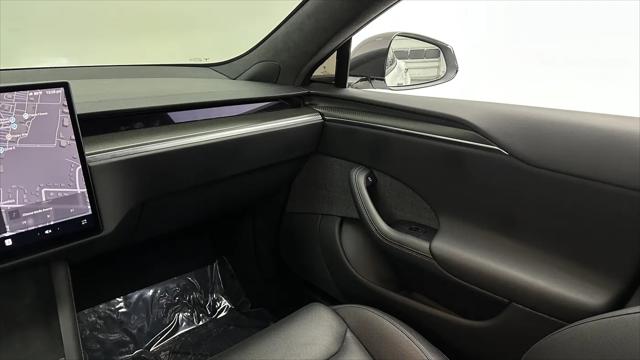 2021 Tesla Model S Plaid Tri Motor All-Wheel Drive