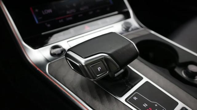 2024 Audi A6 Premium Plus 55 TFSI quattro S tronic