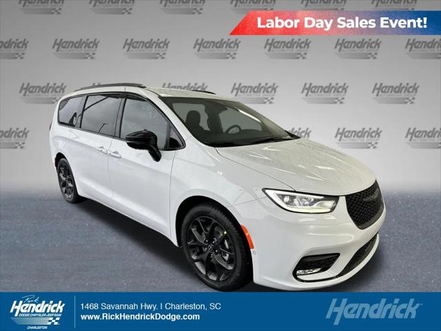 2026 Chrysler Pacifica Select for sale in Charleston, SC