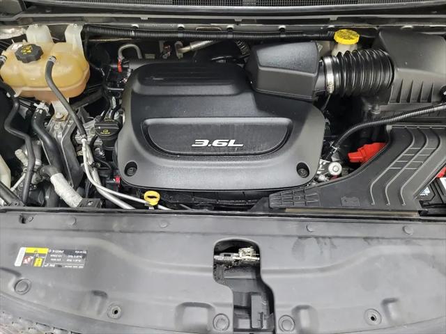 2017 Chrysler Pacifica Touring-L