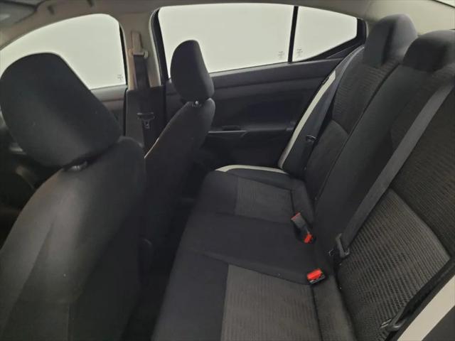 2021 Nissan Versa SV Xtronic CVT