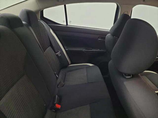 2021 Nissan Versa SV Xtronic CVT