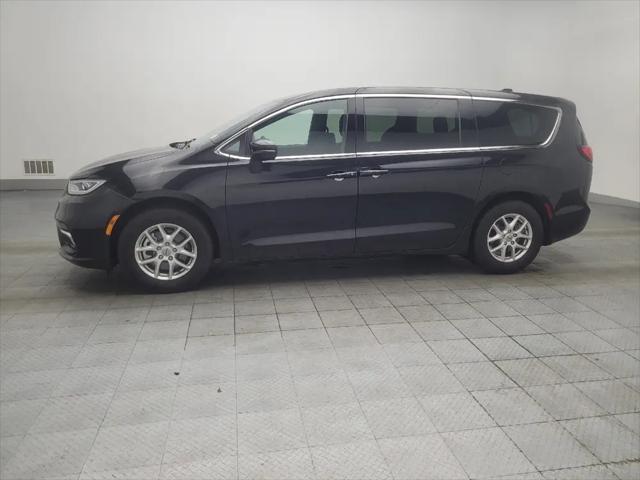 2023 Chrysler Pacifica Touring