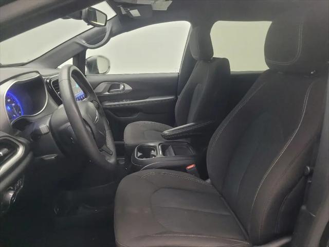 2023 Chrysler Pacifica Touring