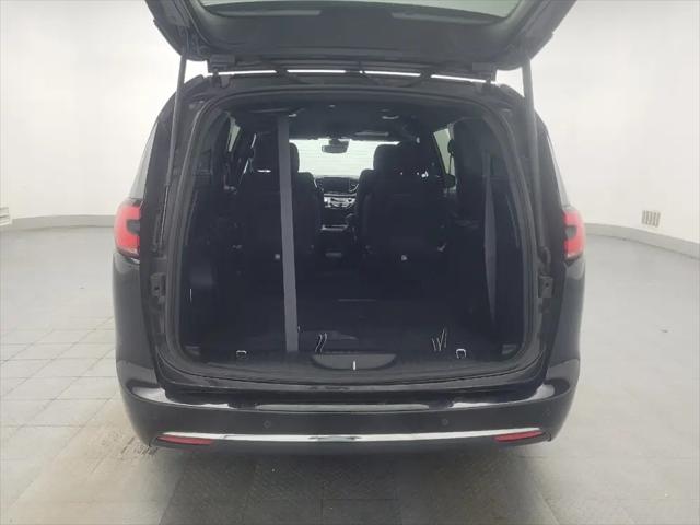 2023 Chrysler Pacifica Touring