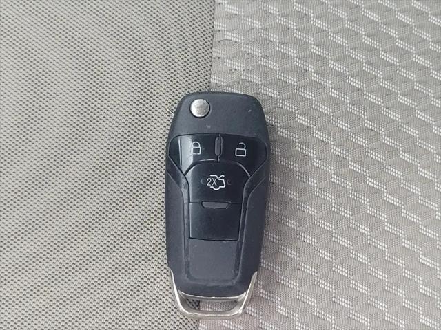 2020 Ford Explorer Base