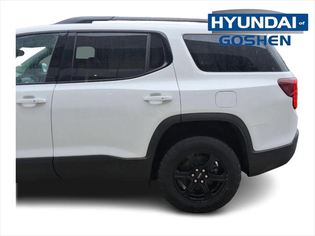 2022 GMC Acadia AWD AT4