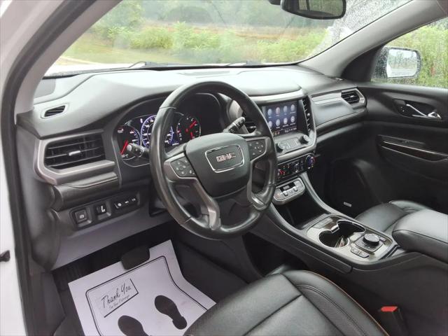 2022 GMC Acadia AWD AT4
