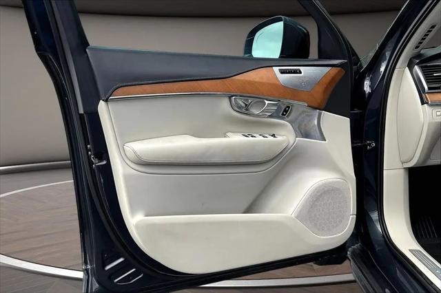 2017 Volvo XC90 T6 Inscription