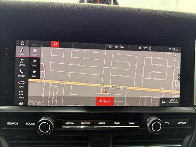 2021 Porsche Macan Macan