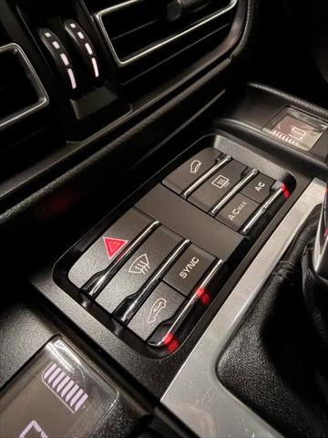 2021 Porsche Macan Macan