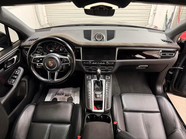 2021 Porsche Macan Macan