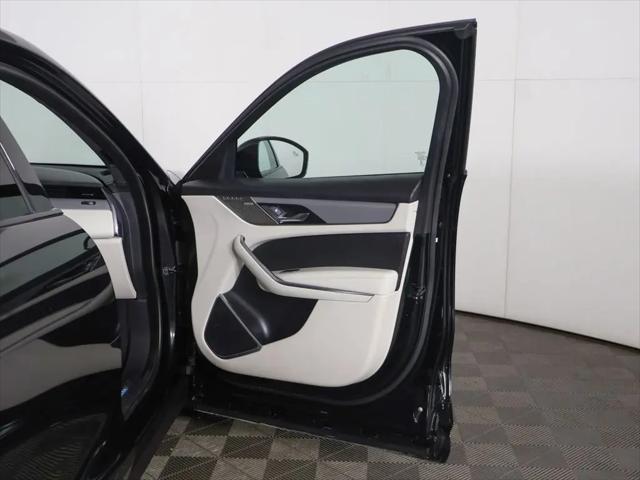 2022 Jaguar F-PACE SVR P550 AWD Automatic