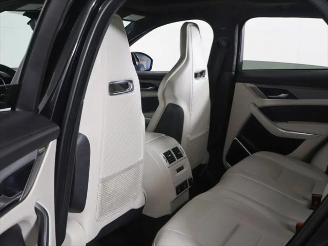 2022 Jaguar F-PACE SVR P550 AWD Automatic