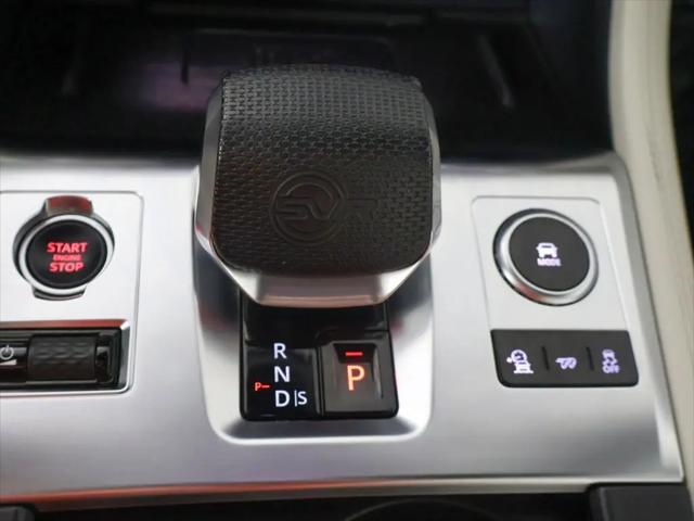 2022 Jaguar F-PACE SVR P550 AWD Automatic